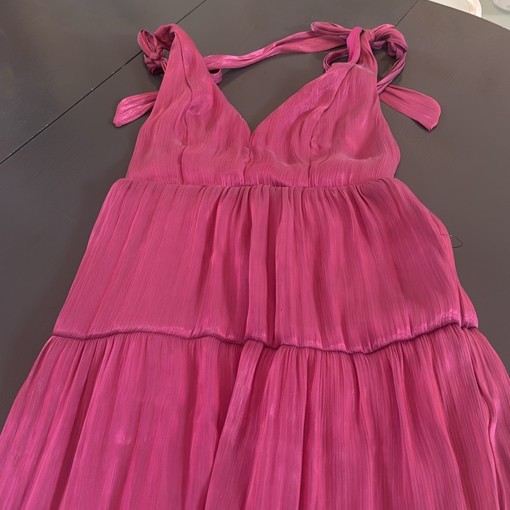 NWT Lulus magenta tiered dress - Picture 12 of 12